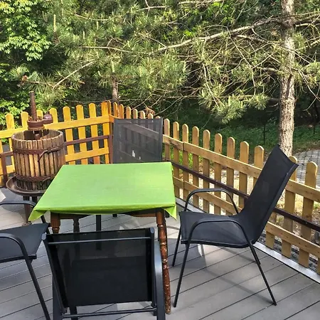 Erdő Mélyén Házikó Casa vacanze *